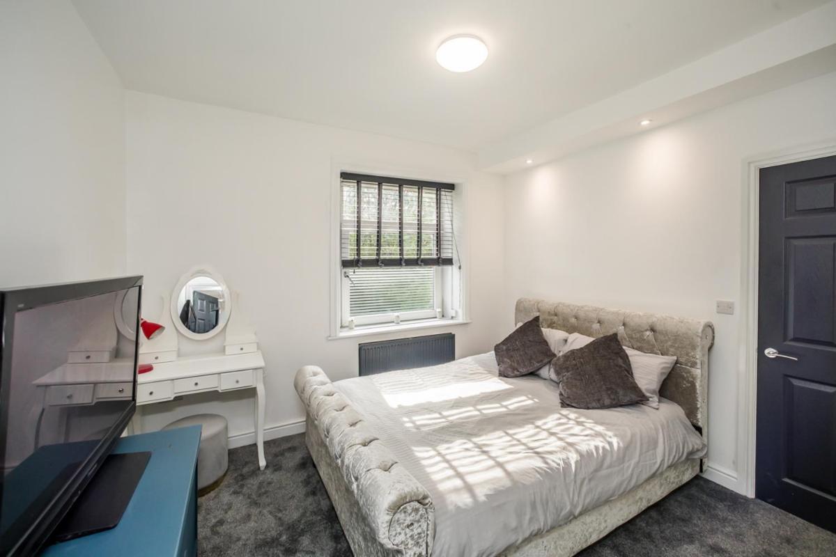 The Cosey Tucked-Away Cottage 2 Or 3 Bedroom Options ハダーズフィールド 部屋 写真