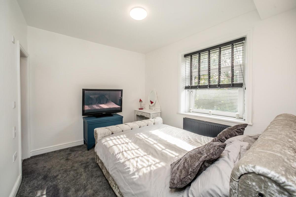 The Cosey Tucked-Away Cottage 2 Or 3 Bedroom Options ハダーズフィールド 部屋 写真