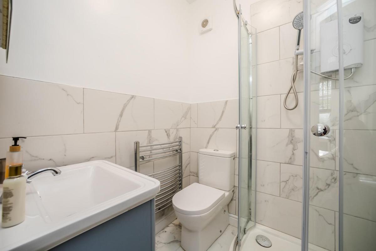 The Cosey Tucked-Away Cottage 2 Or 3 Bedroom Options ハダーズフィールド 部屋 写真